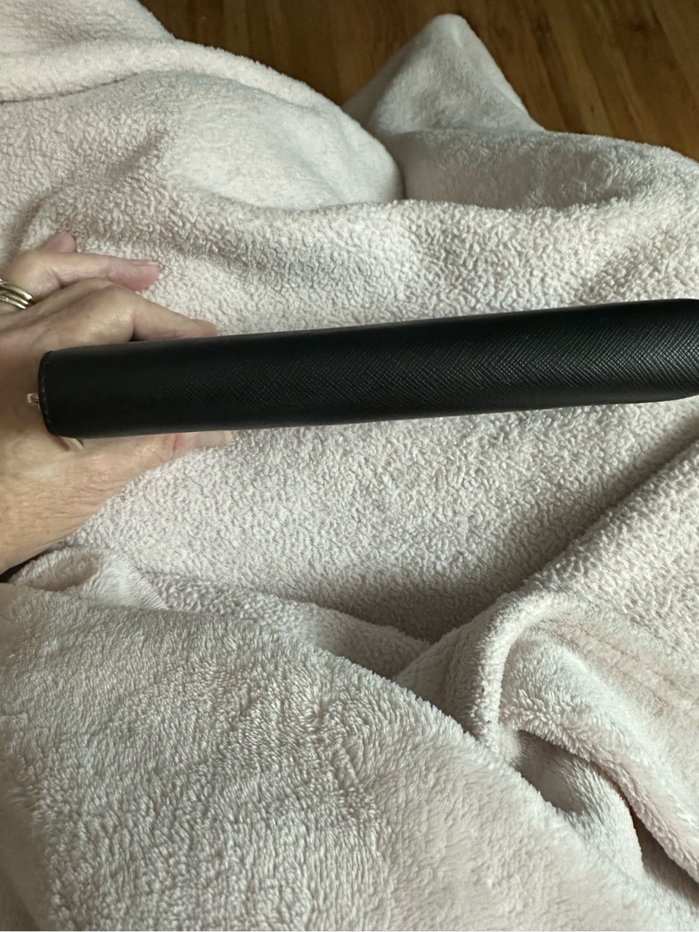 kate spade black zip-around Saffiano leather wallet - Picture 12 of 14